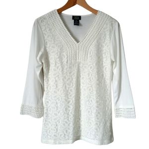 SHANNON FORD NEW YORK WOMEN'S 3/4 SLEEVE TOP. SIZE L. COLOR WHITE.